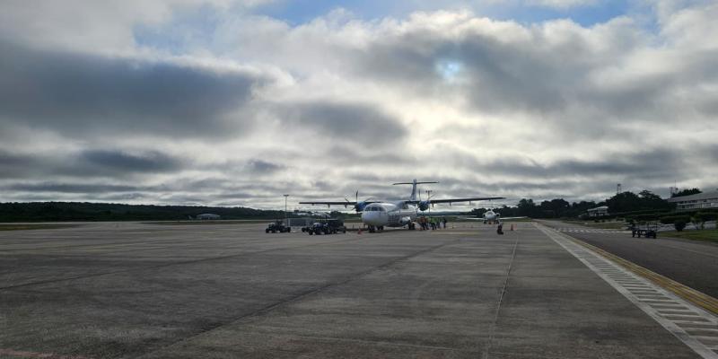 En materia de infraestructura, el AIMM opera con una pista de tres kilómetros que se encuentra dentro de norma, además de sistemas de radio ayudas, sistemas de radares y sistemas de comunicaciones que garantizan la seguridad a la navegación aérea y su control aéreo con eficiencia, cuenta con despacho de combustible
