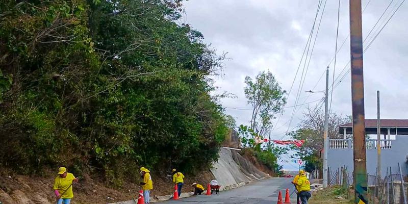 Limpieza de drenajes mejora movilidad y reduce riesgos en San José del Golfo 
