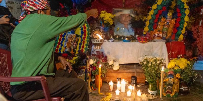 Velación de las máscaras: un rito intrínseco en los preparativos del Rabinal Achí