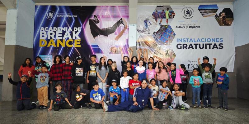Curso gratuito de Break Dance impulsa el deporte y la expresión artística en el Parque Erick Barrondo