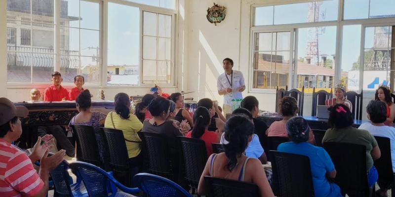 El taller se impartió para promover los idiomas maya K'iche y Mam. 