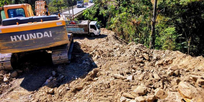 Inicia instalación de puente Bailey en Santa Bárbara para mejorar la conectividad entre Baja y Alta Verapaz