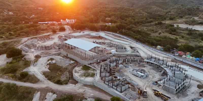 Nueva escuela en Piedras Azules beneficiará a cientos de estudiantes con espacios dignos y modernos