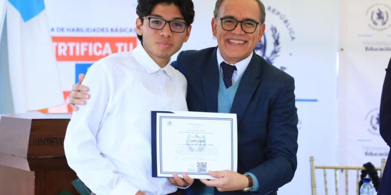 Entregan certificados de Prueba de Habilidades Básicas 2026