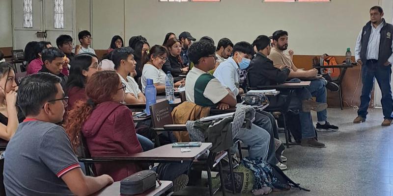 Futuros veterinarios se capacitan para reforzar vigilancia del Gusano Barrenador