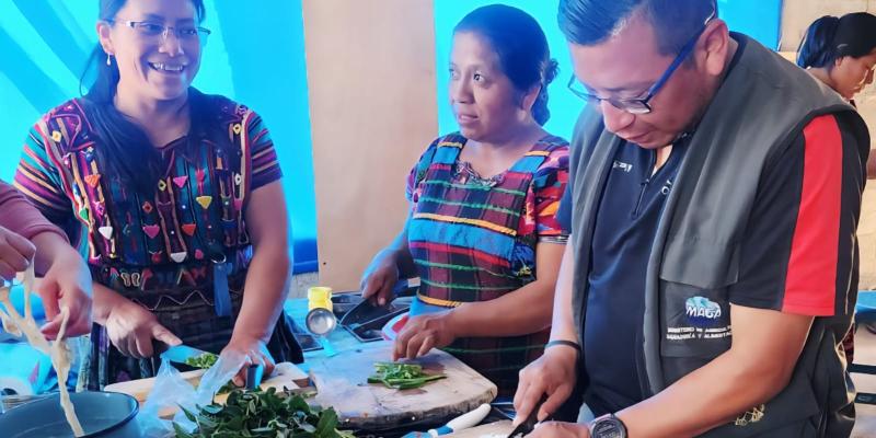 Mujeres de Chirijuyú transforman la cocina en oportunidad