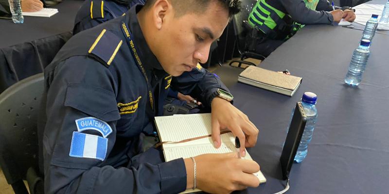 DGT brinda capacitación sobre el uso del Sistema Limitador de Velocidad 