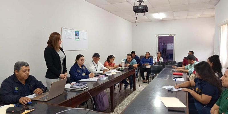 Unifican criterios para protección del patrimonio ganadero y de granos básicos