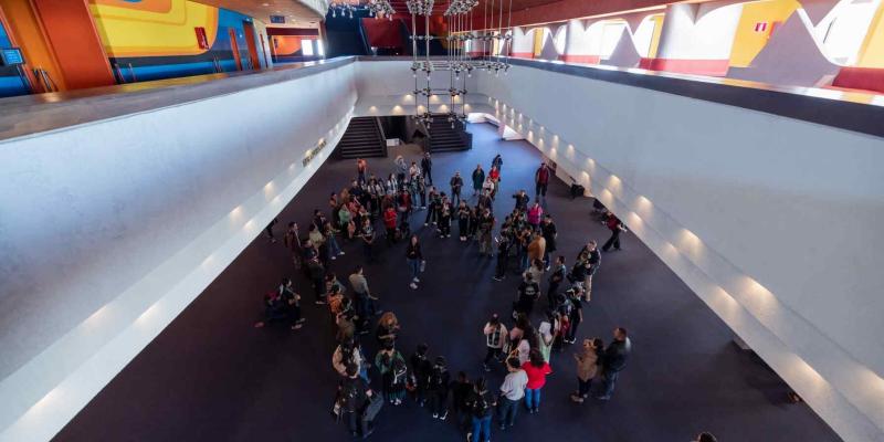 Niños y jóvenes de la fundación JEL descubren la riqueza del Centro Cultural “Miguel Ángel Asturias”