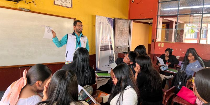 San Luis Jilotepeque: estudiantes participan en taller “Dibujando por la Paz”. 