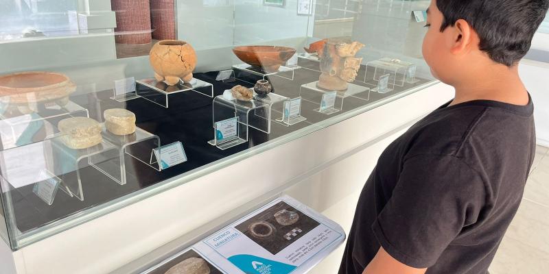 Visita guiada al Museo Mundo Maya y al Parque Tayasal fortalece la valoración del patrimonio cultural en San Benito. 
