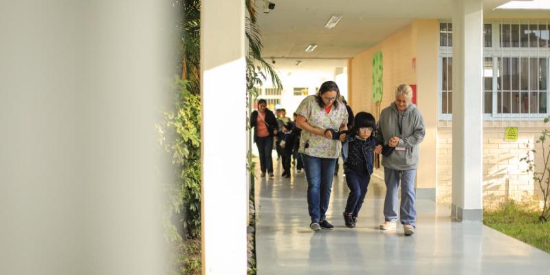 Atención a Niñas, niños y adolescentes