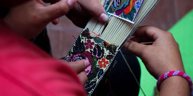 Elaboración de Telares en Zafiro III