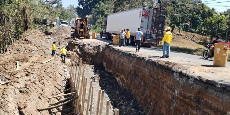 Trabajos en el km 190.3 de Retalhuleu mejoran la seguridad vial