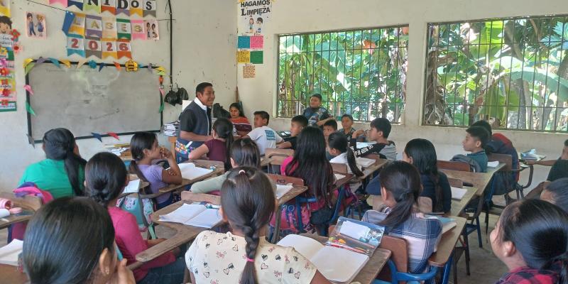 Clase Magistral fortalece la identidad cultural a través de la lengua materna en Livingston, Izabal. 