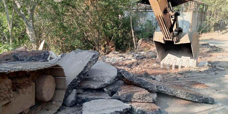 Realizan trabajos de reparación y cambio de tubería en la RN-16 en Chiquimulilla