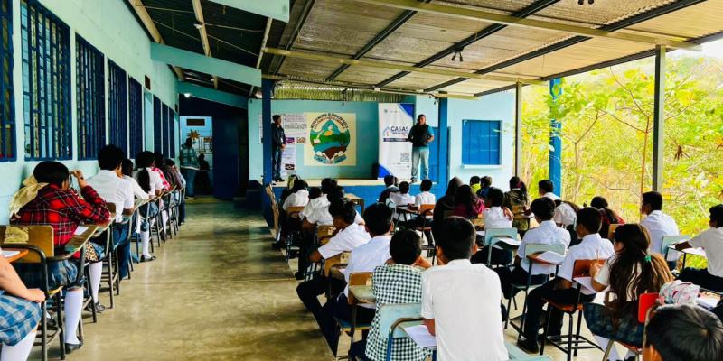 Diálogo en Camotán