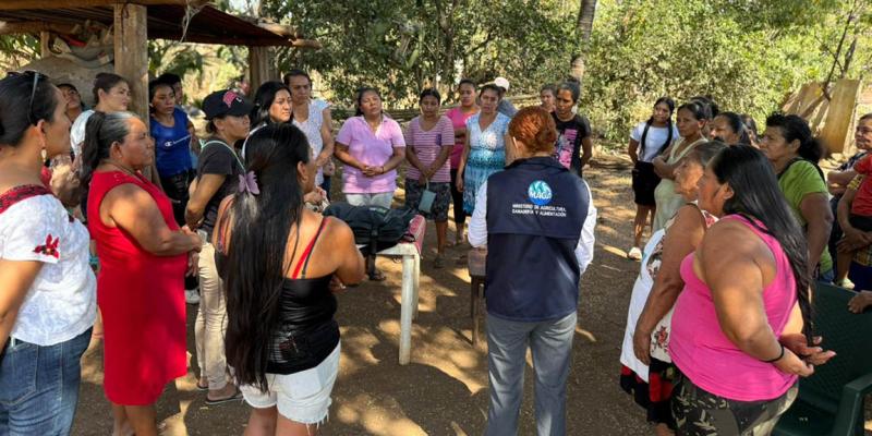 Atienden a niñez con riesgo nutricional en Chiquimulilla