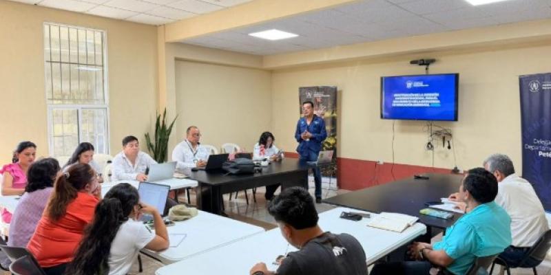 INSIVUMEH participa en reunión para fortalecer la educación ambiental en el norte del país