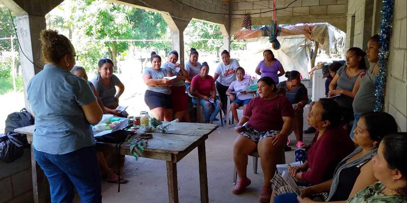 Promueven elaboración de sazonadores artesanales en Chiquimulilla