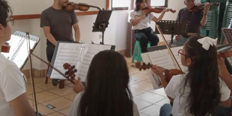 Música y formación con el Cuarteto Primavera en Sacatepéquez