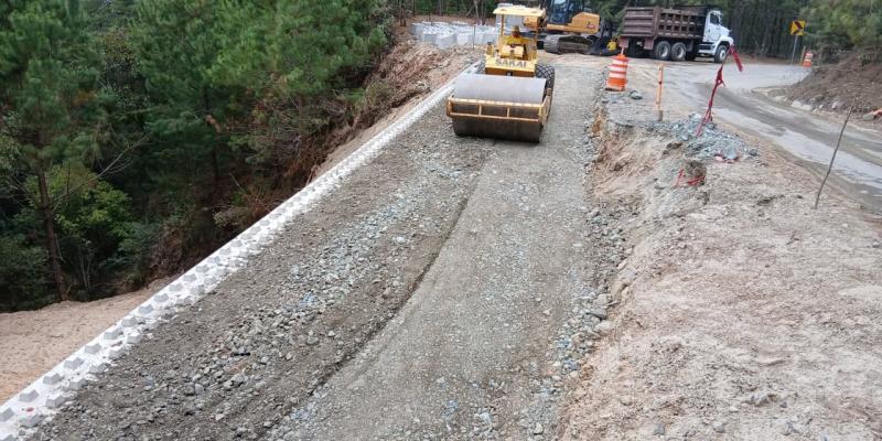 Avanza la recuperación en la ruta Salamá - Llano Grande