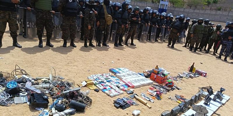 Ejército de Guatemala realiza Requisa en Centro de Detención Preventiva “Los Jocotes” en Zacapa.