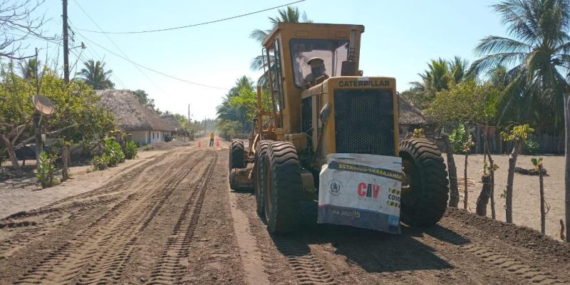 Trabajos en acceso a la playa Churirín y benefician a vecinos de Suchitepéquez