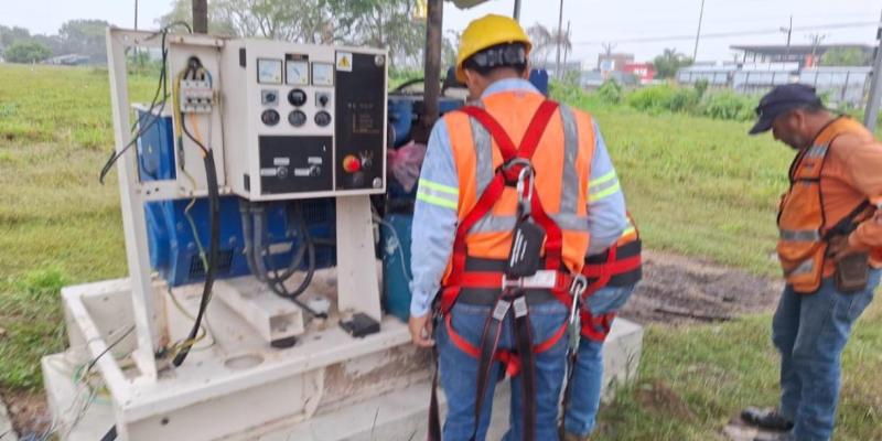El Aeropuerto Internacional Mundo Maya continúa realizando trabajos de mantenimiento y mejoras en distintas áreas de sus instalaciones, con el objetivo de brindar espacios más seguros, ordenados y funcionales para pasajeros, trabajadores y operaciones aéreas