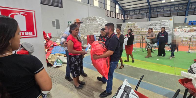Asistencia alimentaria llega a familias de Jalapa y Zacapa
