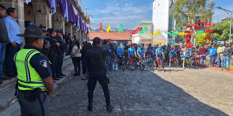 PROVIAL protege a ciclistas y espectadores en la 15ª Vuelta al Altiplano de San Marcos 2026