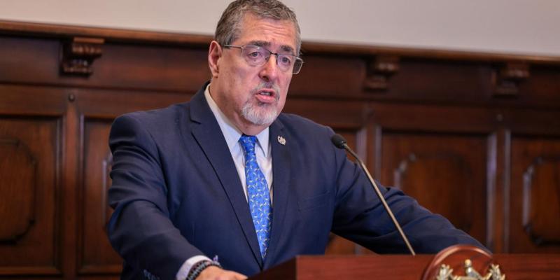 Ejecutivo respalda subsidios temporales para contener precios del combustible