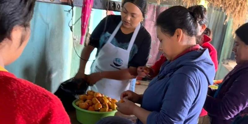 Taller de transformación promueve valor agregado del mango