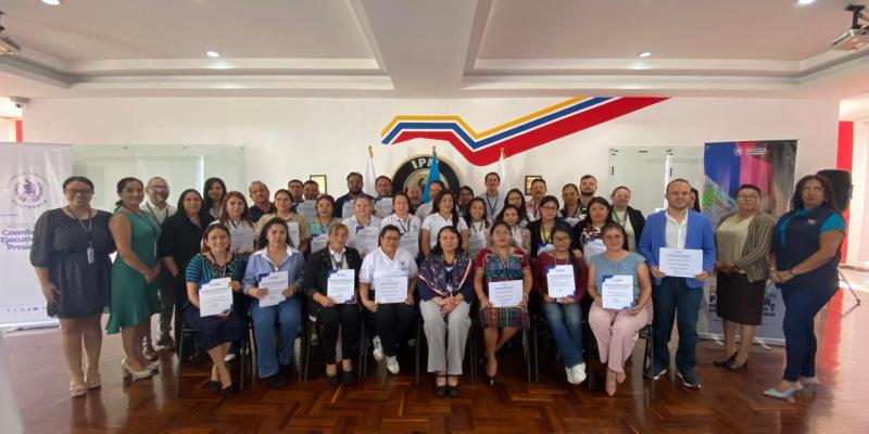 Promotores sociales se forman para apoyar el bienestar familiar