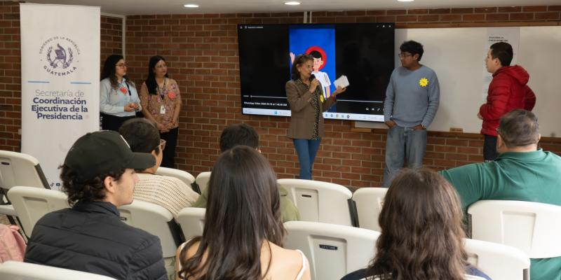 Universitarios se acercan a la comunicación para el desarrollo 