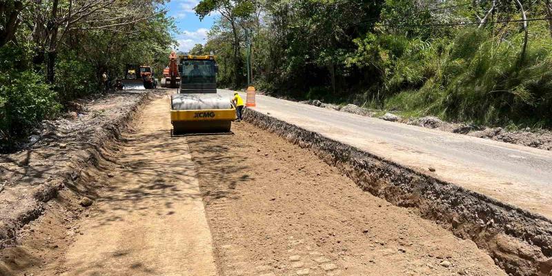 Avanza rehabilitación de ruta hacia la Frontera Anguiatú para mejorar conectividad