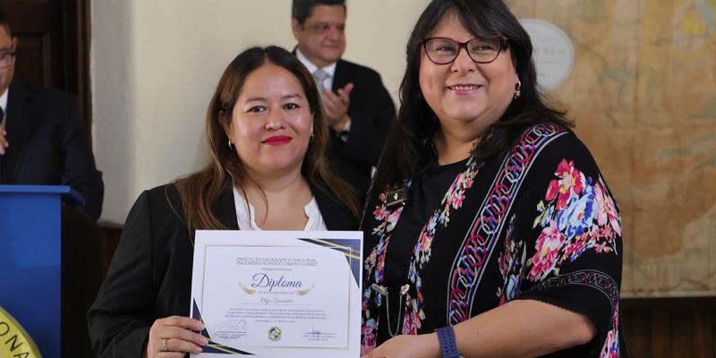 Reafirman compromiso con el servicio público y la eficiencia institucional