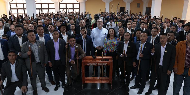 Firma de agenda de trabajo conjunto entre el Gobierno de Guatemala y la Asociación Indígena, Alcaldías Comunitarias de San Francisco el Alto, Totonicapán