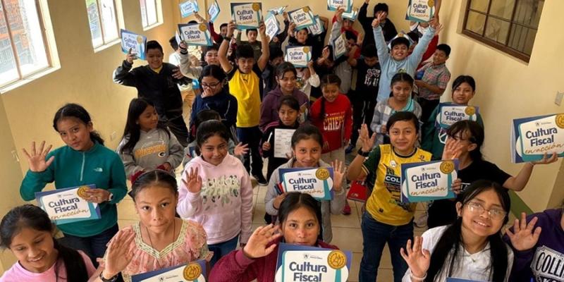 Minfin y SAT se unen para enseñar a los niños sobre cultura fiscal