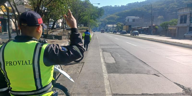 Trabajo coordinado ordena el tránsito y reduce riesgos entre los km 8 y 15 al Atlántico
