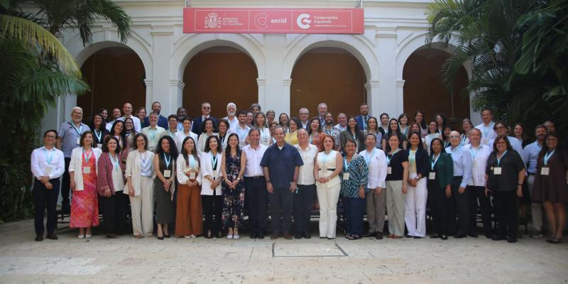 Participantes en el II Seminario sobre Cooperación Iberoamericana, realizado en Colombia, 