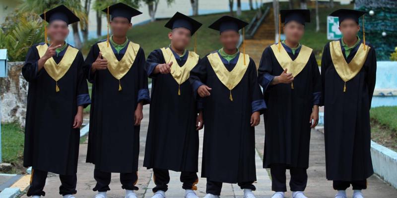 En estos espacios, adolescentes y jóvenes reciben educación