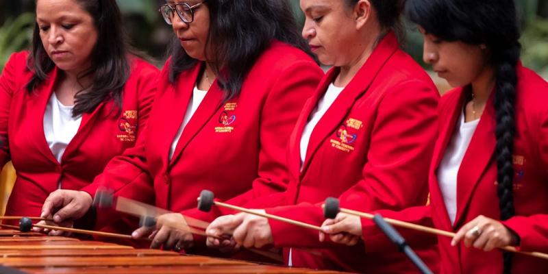 La Marimba Femenina de Concierto Ixoqib’ Ajq’ojomab ofreció el concierto “Melodía para ti”