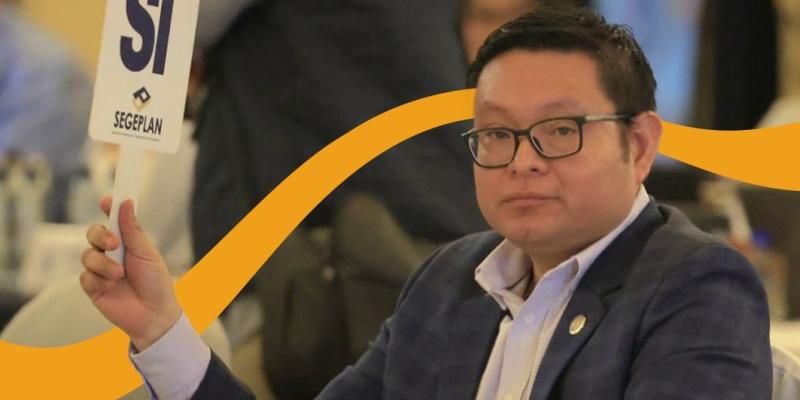 Viceministro Alvarado presenta avances de participación de pueblos indígenas en el Preconadur. 