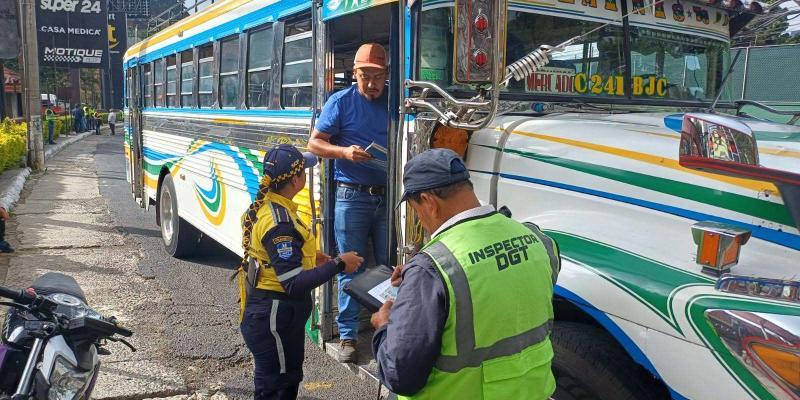 Operativo fortalece la seguridad en ruta al Oriente