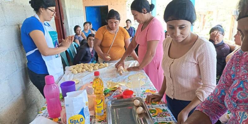 Talleres productivos impulsan economía de las familias rurales de Jalapa