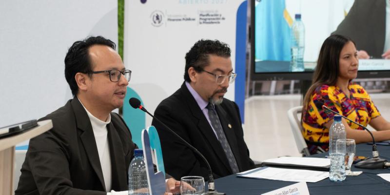 Funcionarios de SEGEPLAN y el Minfin que hicieron el lanzamiento del ejercicio de PPA 2027
