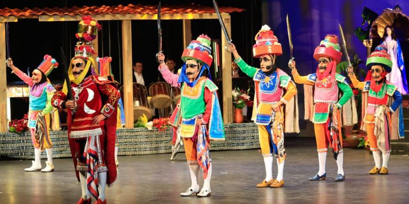 La riqueza cultural de “El Paabanc” conquistó al público del Festival de Junio