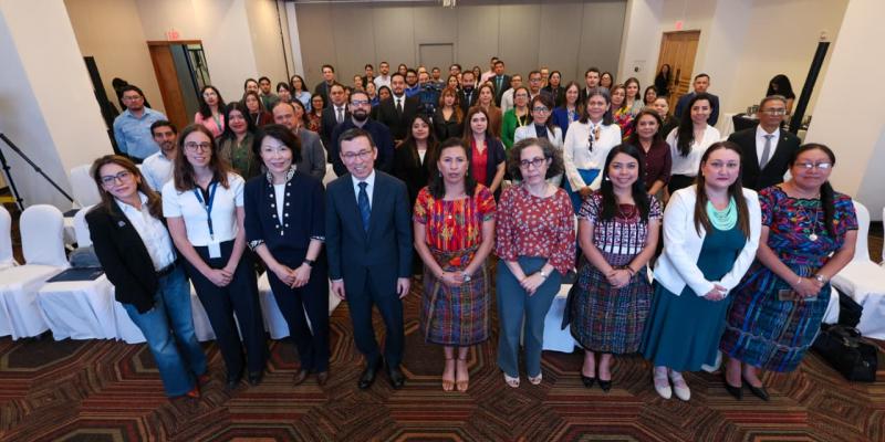 La plataforma en línea de Permisos de Trabajo a Extranjeros (PEX) registró 1,892 autorizaciones entre el 1 de enero y el 22 de junio de 2026
