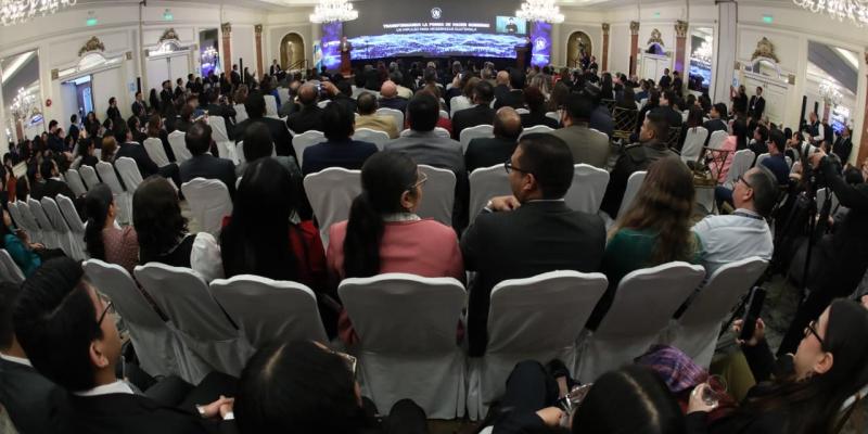 Entidades gubernamentales exponen avances en la transformación digital